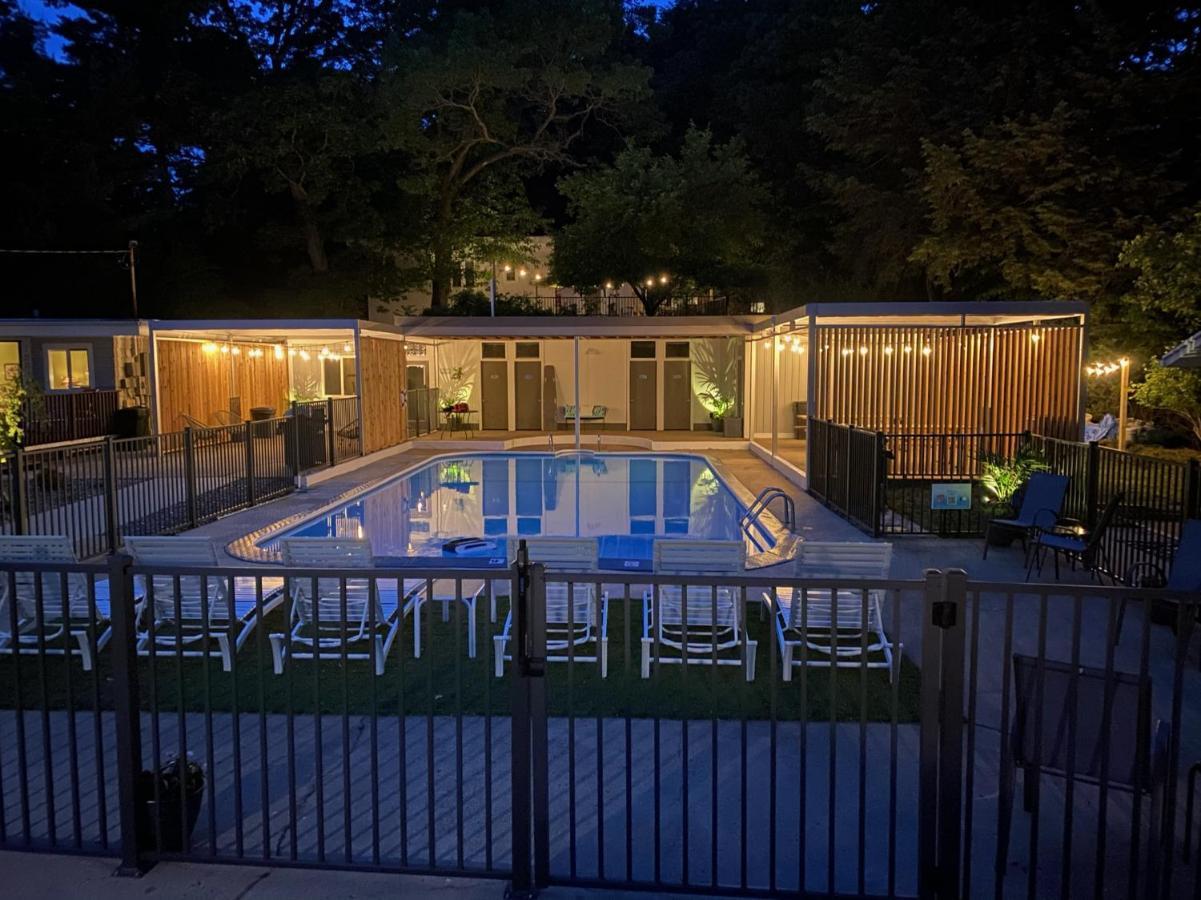 Holiday Hill Resort Saugatuck Exterior foto